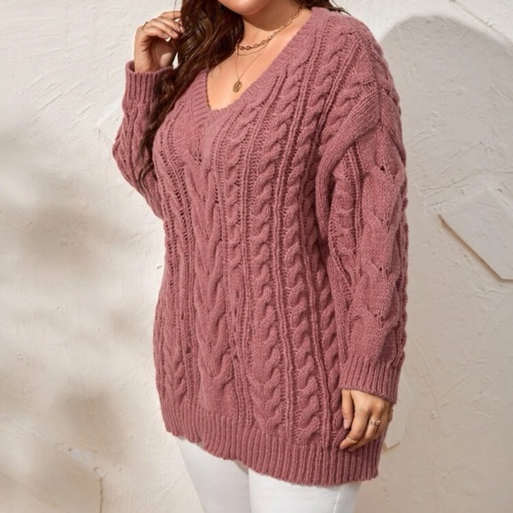 Beautiful woman sweater - Picture 1 of 7